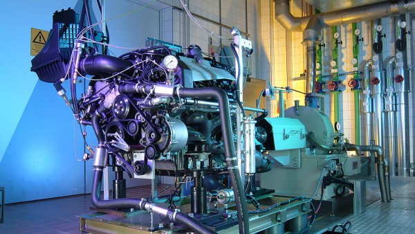 셰플러의 오토바이 및 특수 차량을 위한 산업 솔루션: 엔진 테스트 스탠드(Engine test stand)